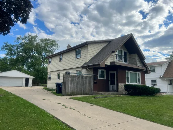 $199,900 | 8915 West Carmen Avenue, Milwaukee, WI 53225
