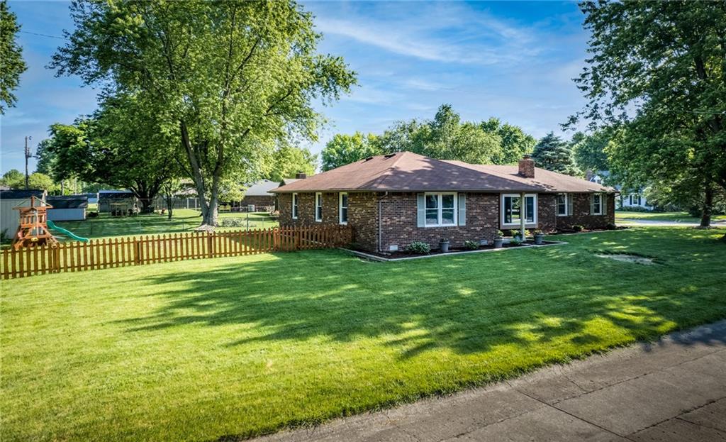 2424 Ritter Drive Anderson, IN 46012 - Photo 3 of 29 Gallery Image 3