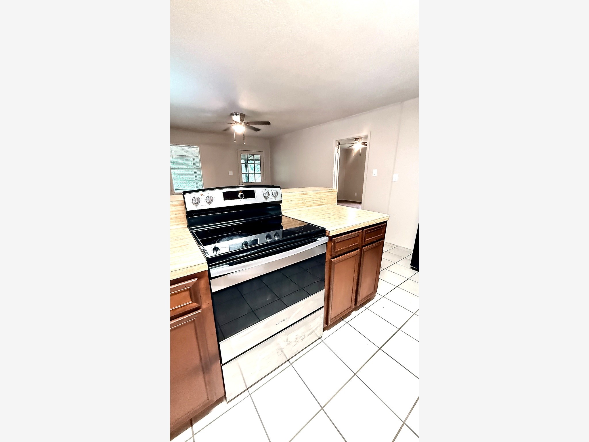 5801 Sapp Road Conroe, TX 77304 - Photo 14 of 35 Kitchen