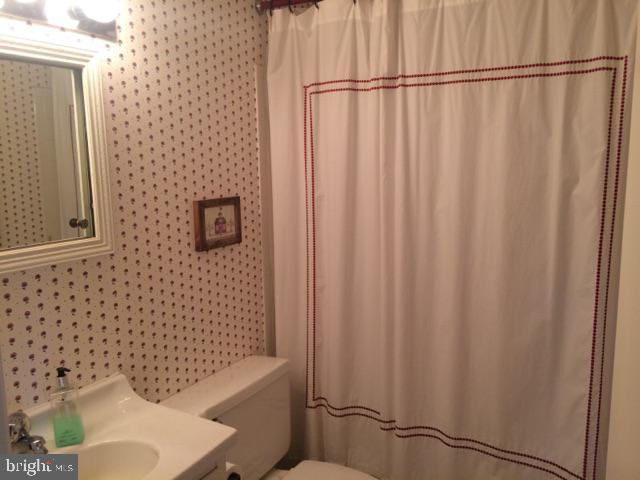 36343 Paxson Road Purcellville, VA 20132 - Photo 15 of 41 2 FULL BATHS