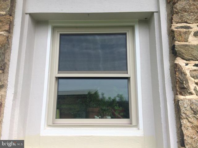 36343 Paxson Road Purcellville, VA 20132 - Photo 17 of 41 RECENTLY REPLACED ALL WINDOWS ON HOME