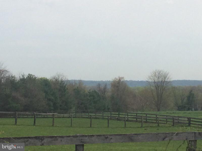 36343 Paxson Road Purcellville, VA 20132 - Photo 18 of 41 GORGEOUS VIEWS