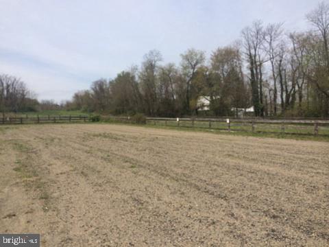 36343 Paxson Road Purcellville, VA 20132 - Photo 19 of 41 FABULOUS RIDING RING