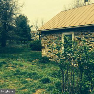 36343 Paxson Road Purcellville, VA 20132 - Photo 6 of 41 OH SO CHARMING