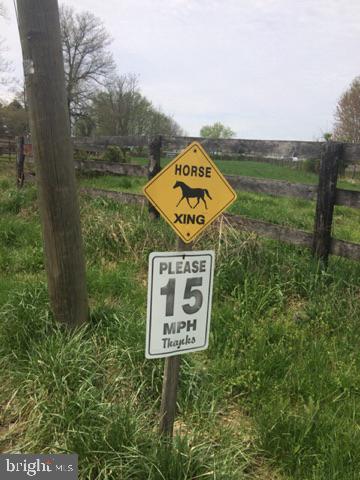 36343 Paxson Road Purcellville, VA 20132 - Photo 10 of 41 HORSE FRIENDLY AREA