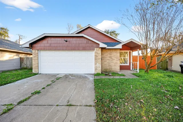$1,700 | 13815 Bay Gardens Drive, Sugar Land, TX 77498