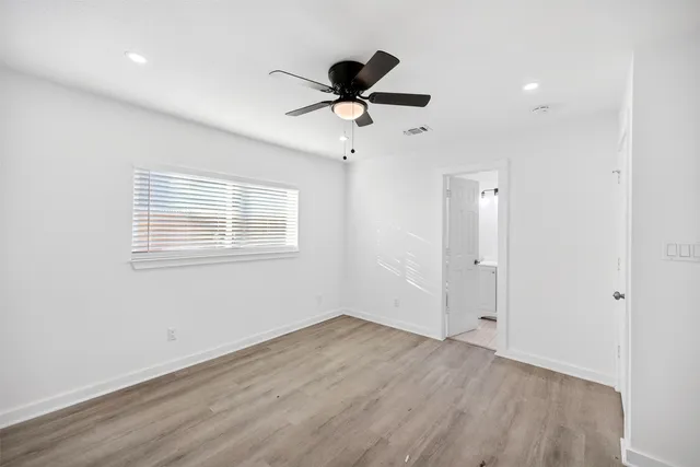 $1,700 | 13815 Bay Gardens Drive, Sugar Land, TX 77498