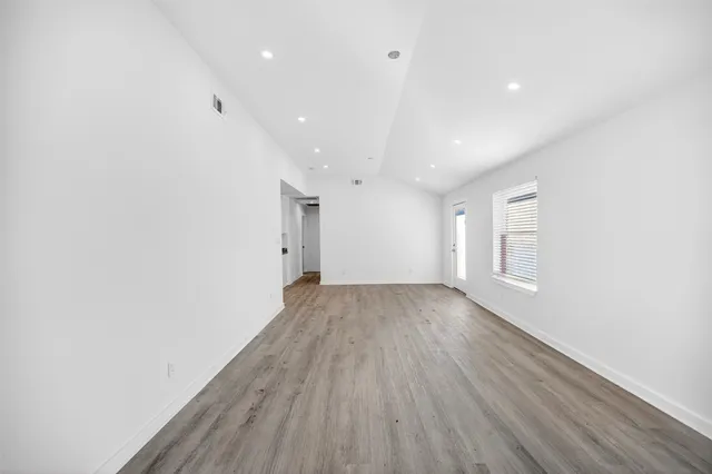 $1,700 | 13815 Bay Gardens Drive, Sugar Land, TX 77498