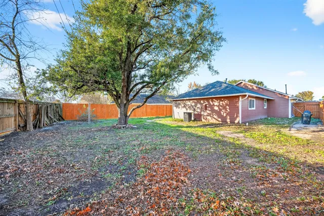 $1,700 | 13815 Bay Gardens Drive, Sugar Land, TX 77498