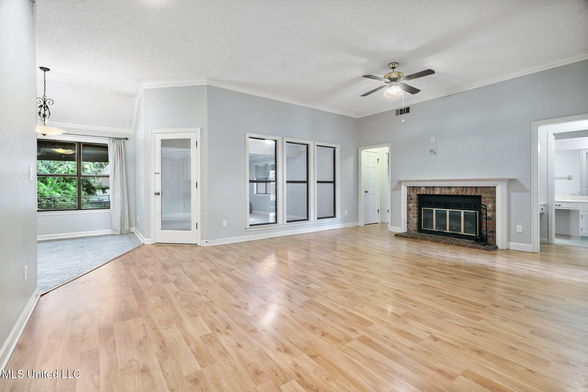 758 Rutland Drive Southaven, MS 38671 - Photo 5 of 23 7-web-or-mls-758 Rutland Dr-07