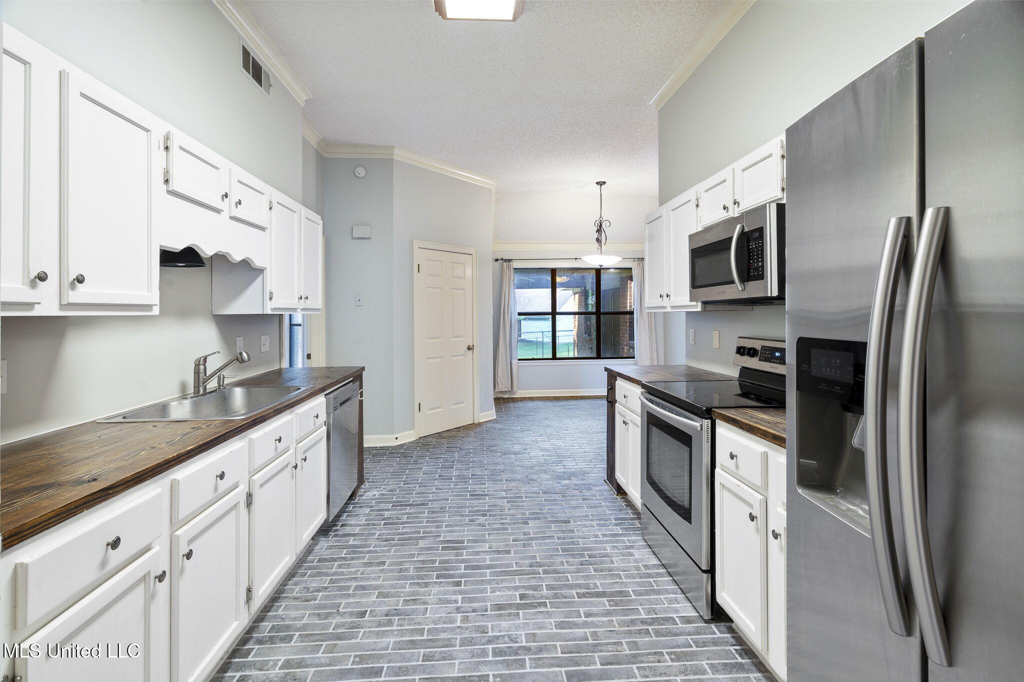 758 Rutland Drive Southaven, MS 38671 - Photo 10 of 23 12-web-or-mls-758 Rutland Dr-12