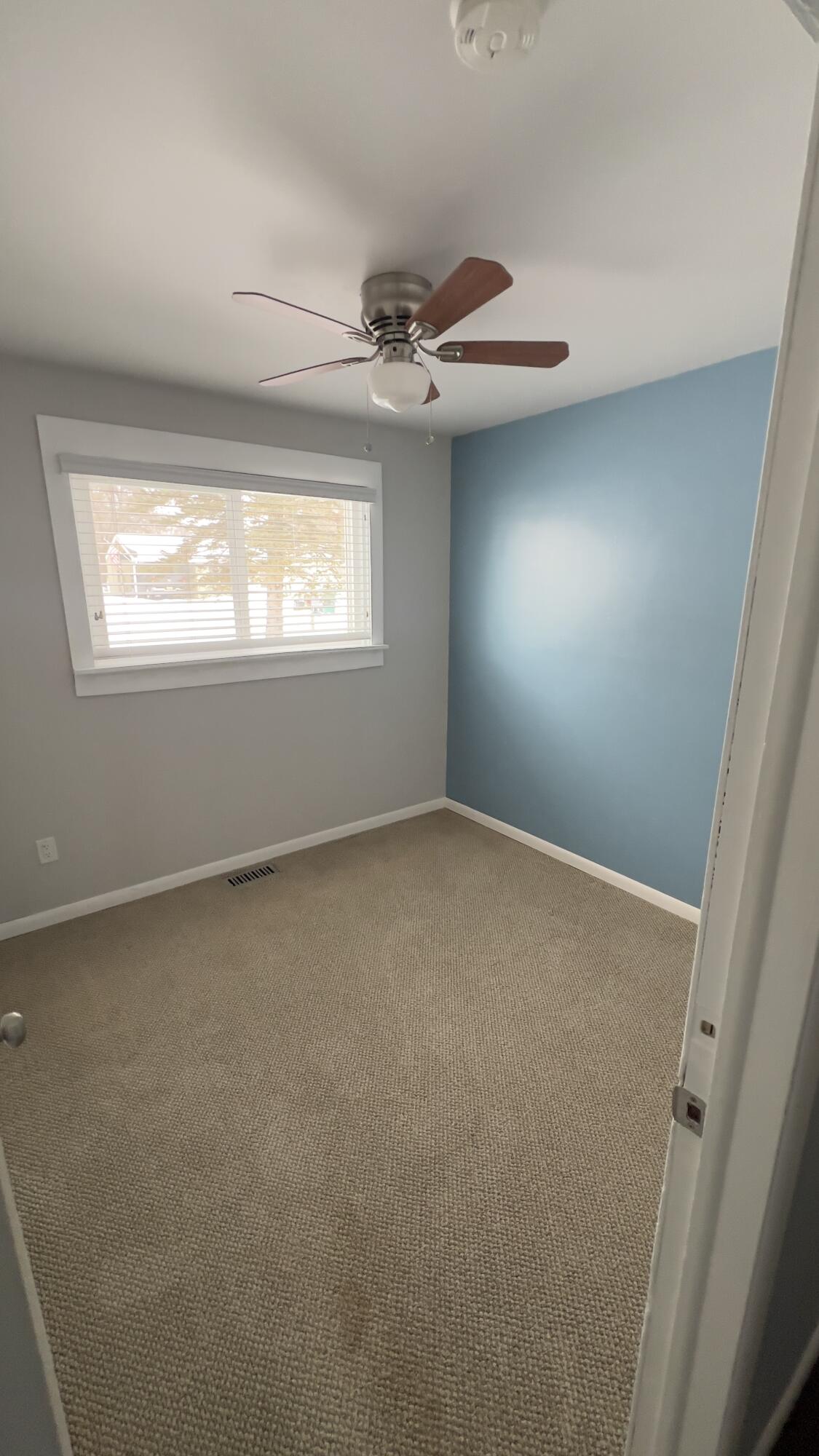 1089 Penarth Street Commerce Township, MI 48382 - Photo 7 of 22 IMG_4717