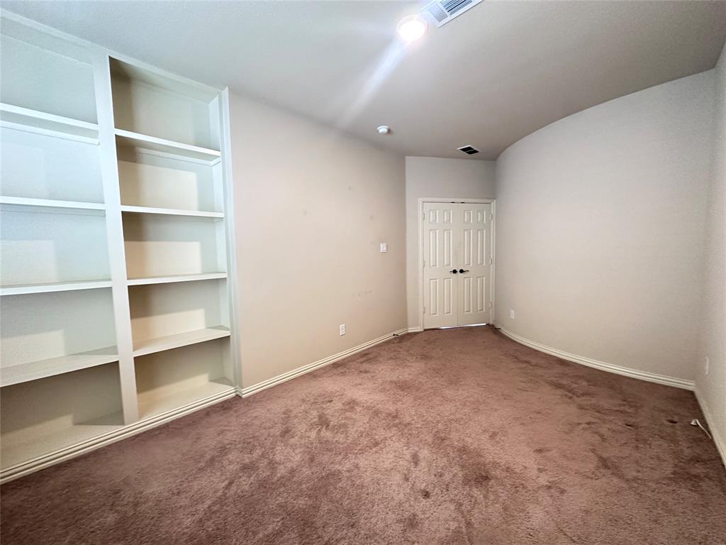 708 Yarrow Street Little Elm, TX 75068 - Photo 11 of 37