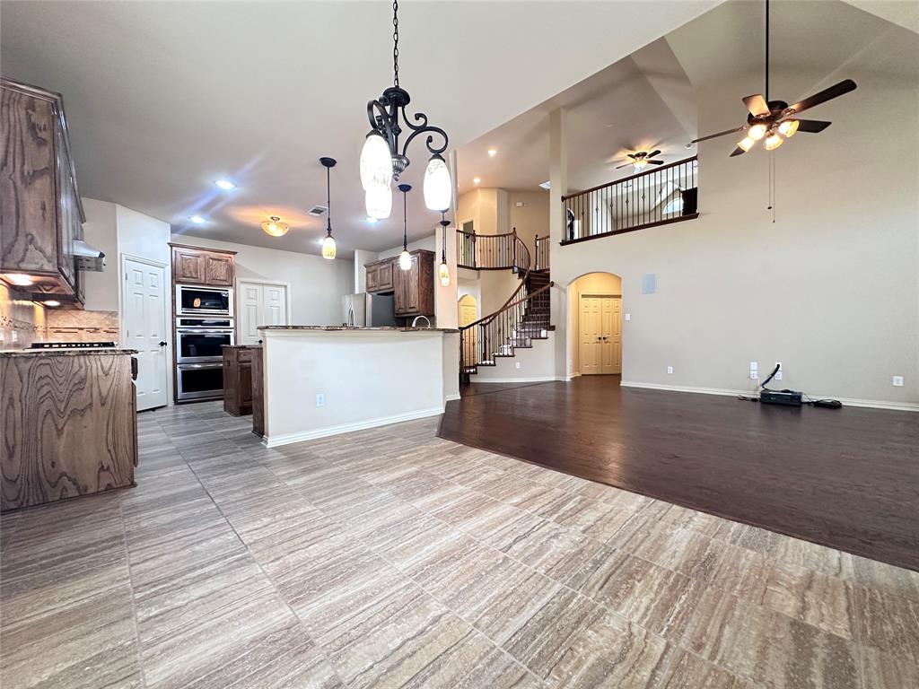 708 Yarrow Street Little Elm, TX 75068 - Photo 7 of 37