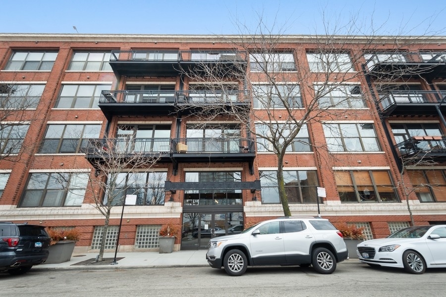 a car parked in front of a building