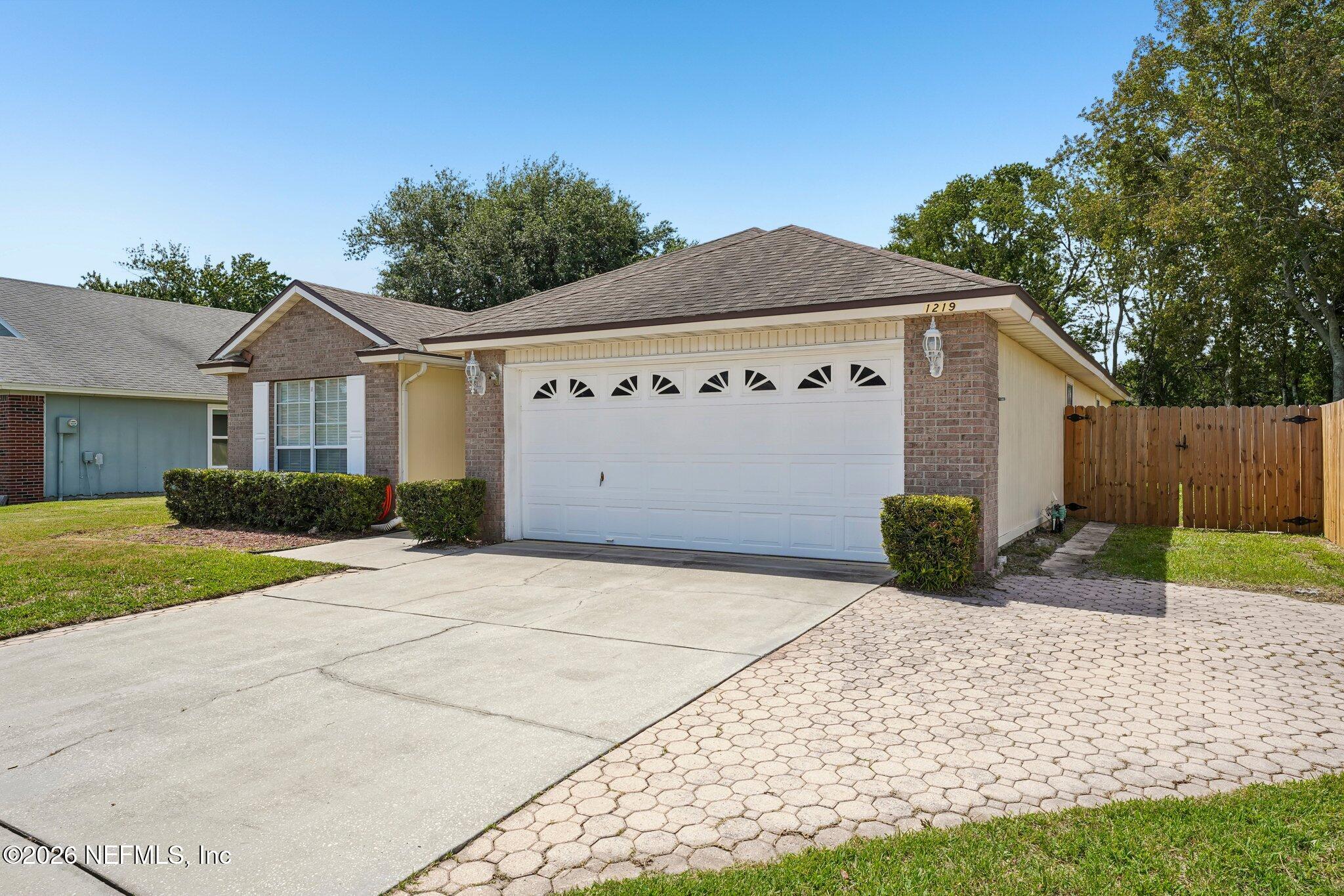 1219 Stern Way Fleming Island, FL 32003 - Photo 3 of 35 3-web-or-mls-Stern Way-S0506-003