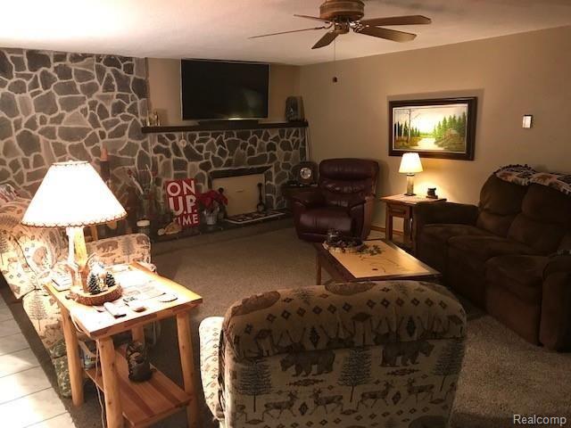 4121 West Lake Road Clio, MI 48420 - Photo 10 of 20 IMG_7585.jpg