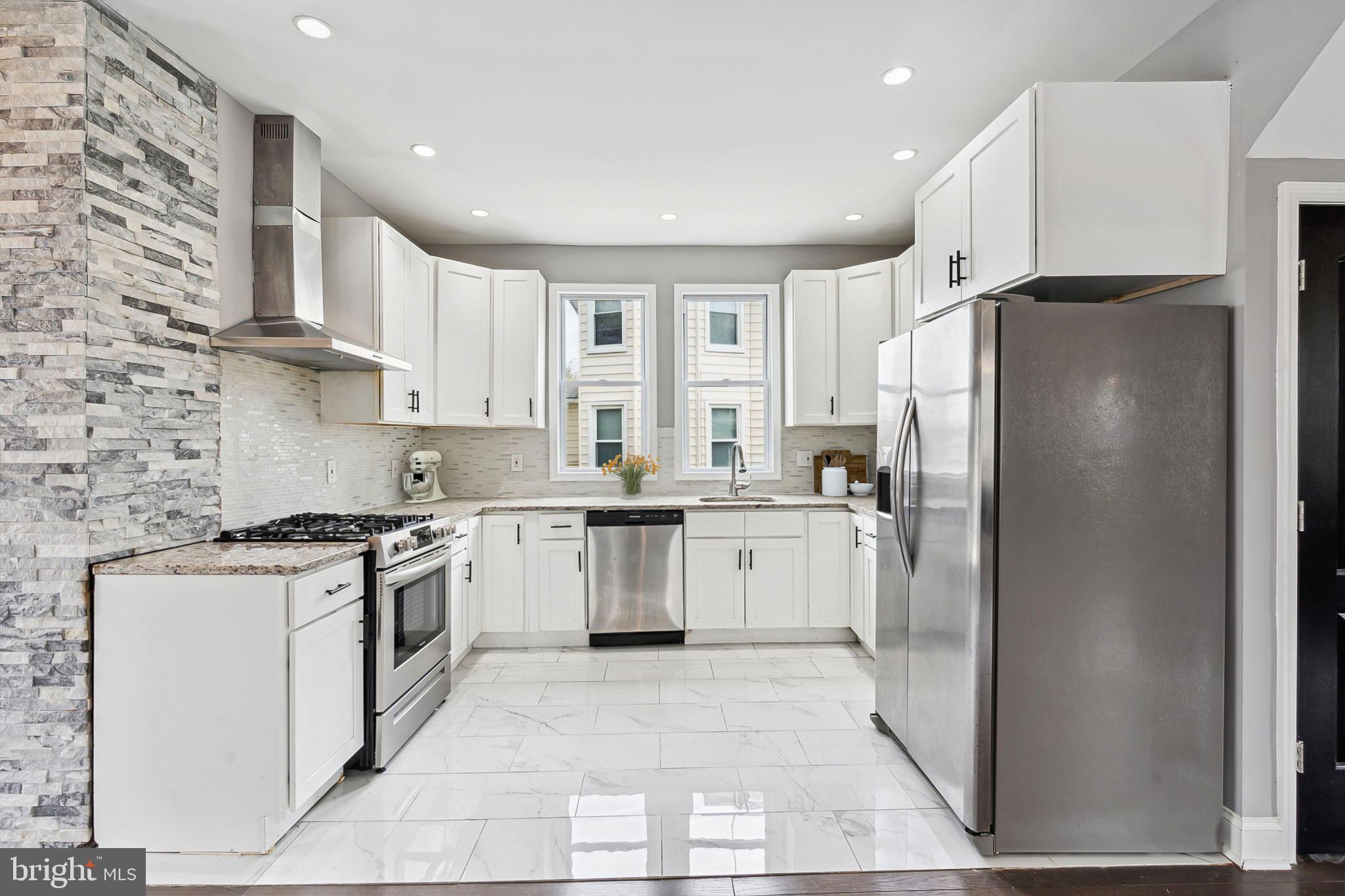 3804 Chatham Road Baltimore, MD 21215 - Photo 2 of 44