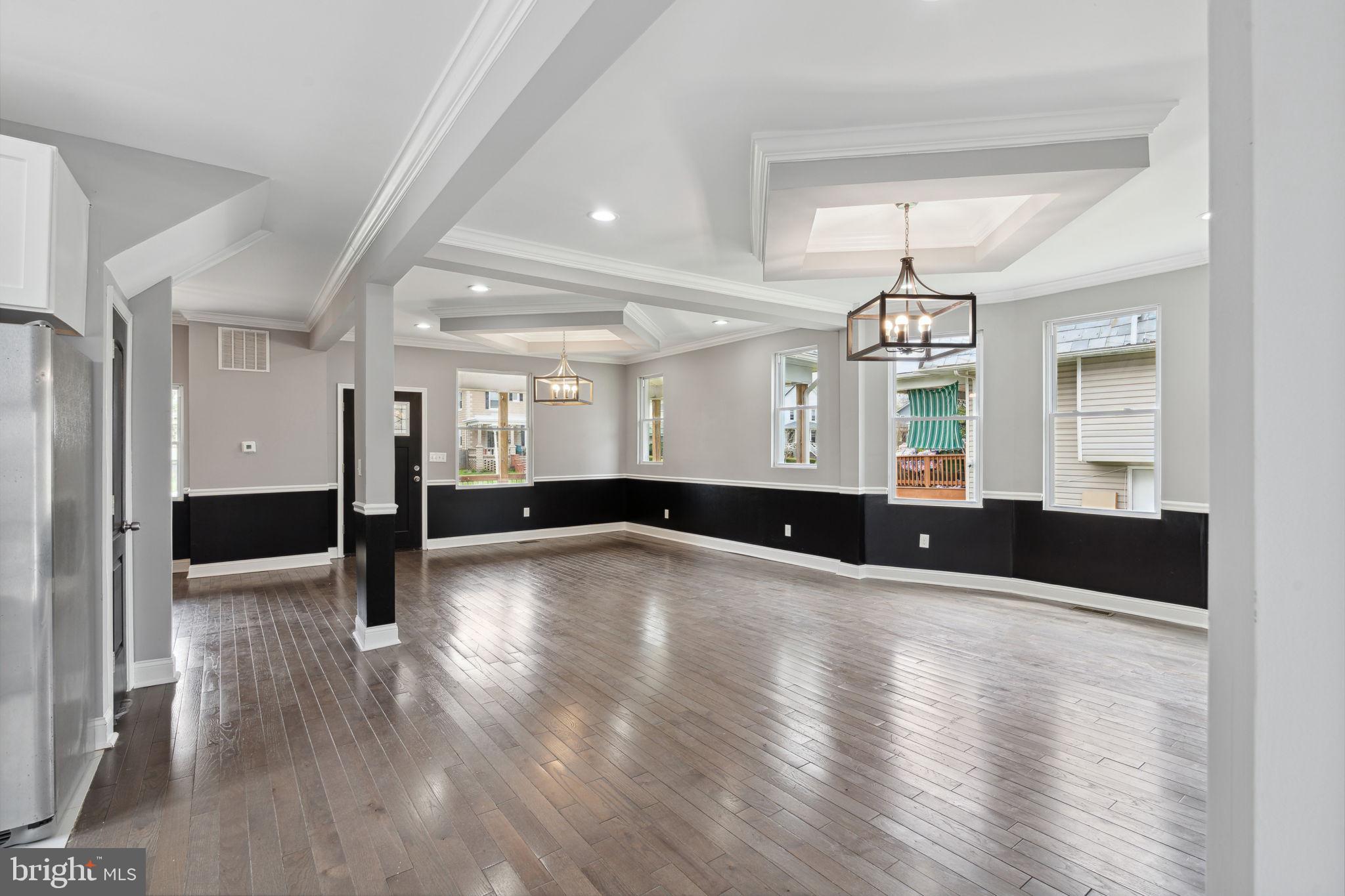 3804 Chatham Road Baltimore, MD 21215 - Photo 8 of 44