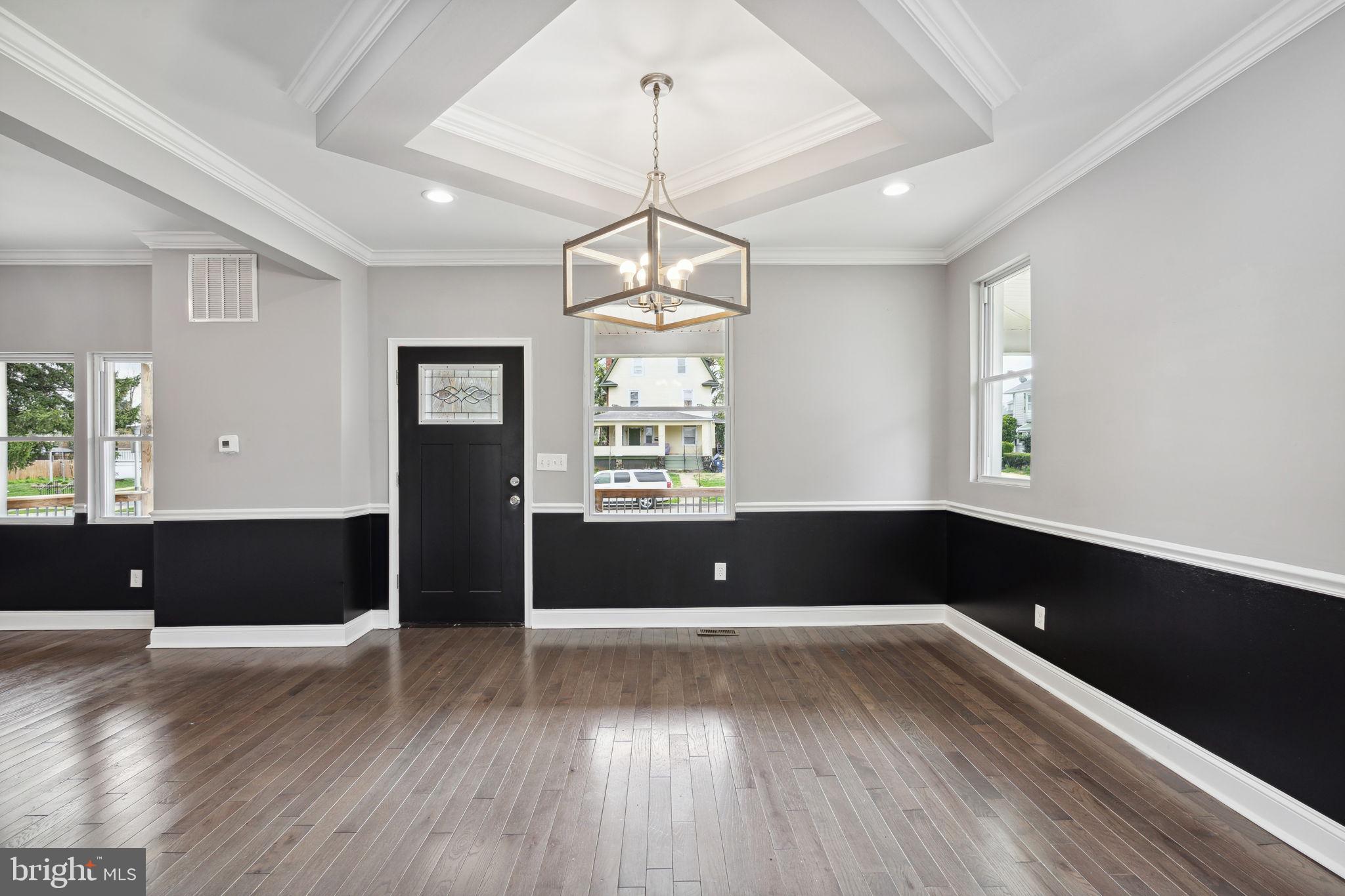 3804 Chatham Road Baltimore, MD 21215 - Photo 9 of 44
