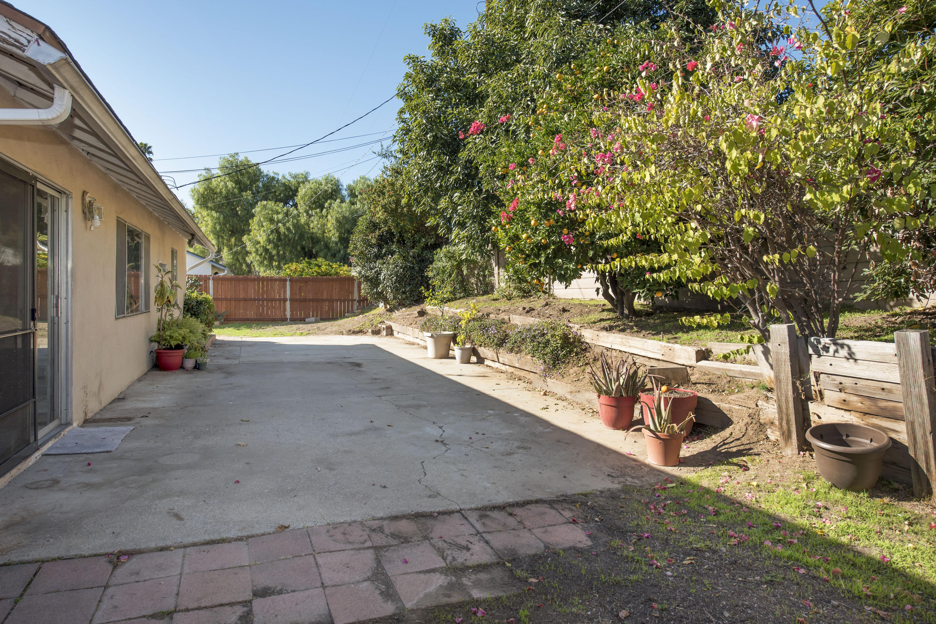 5048 Rocoso Way Santa Barbara, CA 93111 - Photo 13 of 14 Back yard with patio