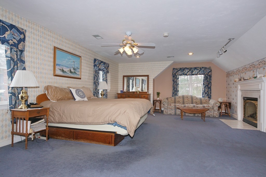 80 Little Pond Road Northborough, MA 01532 - Photo 14 of 27 Gallery Image 14