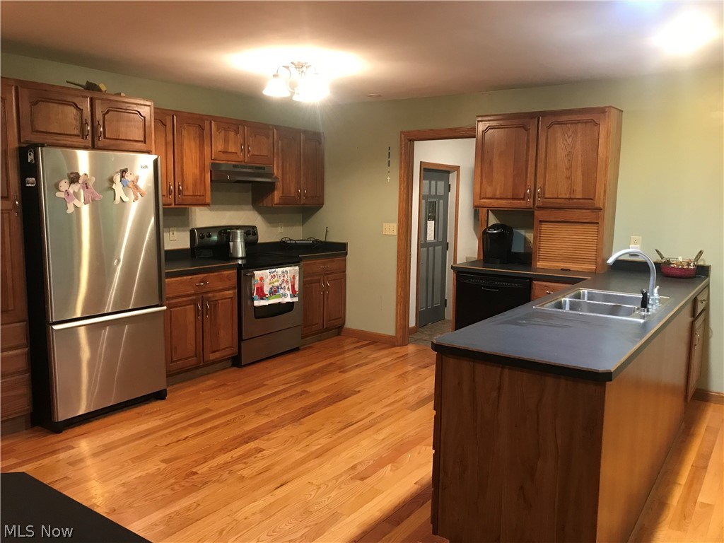 9888 Ridge Road Kinsman, OH 44428 - Photo 5 of 23
