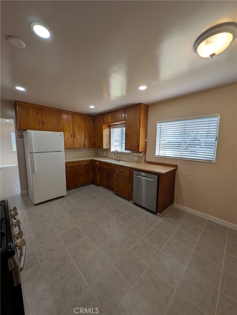 379 North 3rd Street Grover Beach, CA 93433 - Photo 25 of 25