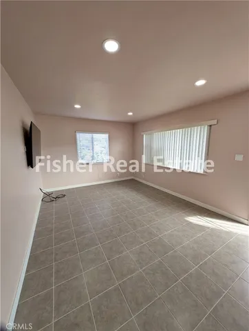 $3,500 | 379 North 3rd Street, Grover Beach, CA 93433