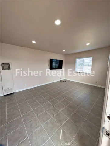 $3,500 | 379 North 3rd Street, Grover Beach, CA 93433