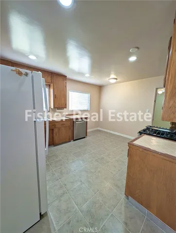 $3,500 | 379 North 3rd Street, Grover Beach, CA 93433