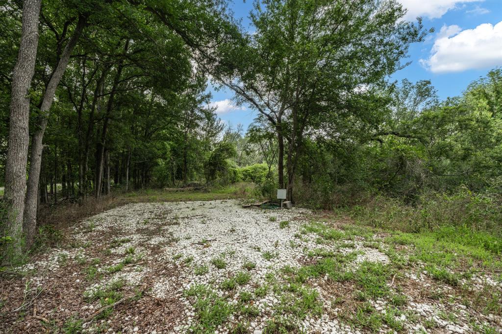 1598 Creek Road Lorena, TX 76655 - Photo 26 of 39