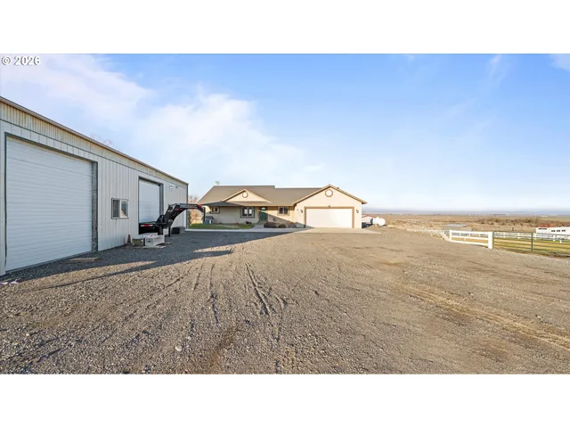 $720,000 | 31173 Shelley Lane, Hermiston, OR 97838