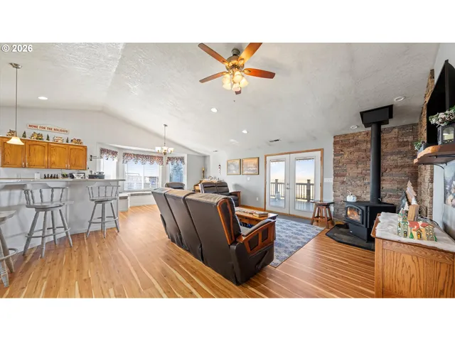 $720,000 | 31173 Shelley Lane, Hermiston, OR 97838