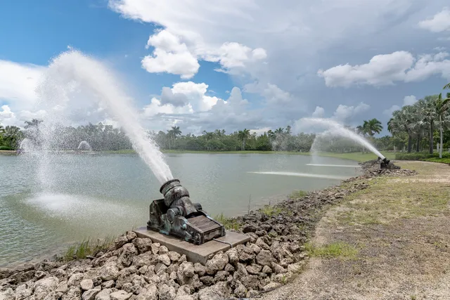 $1,399,000 | 14730 Nautilus Place, Naples, FL 34114