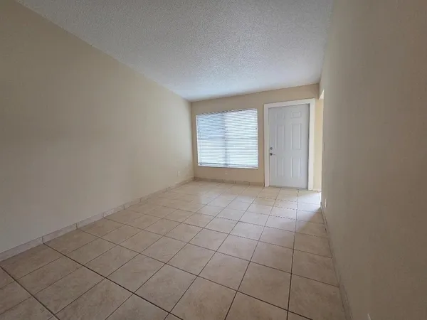 $2,100 | 3774 Mil-Race Court, Greenacres, FL 33463