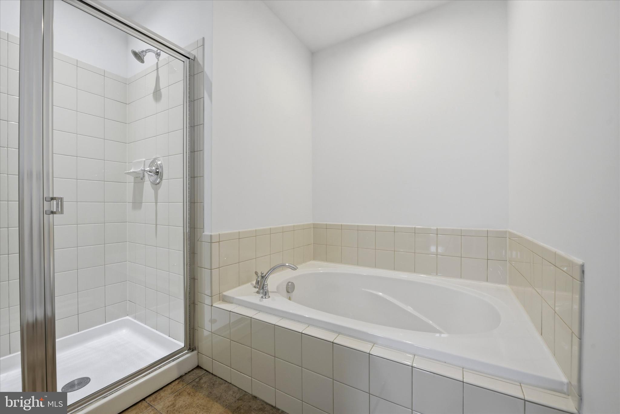 186 Tulsk Road Avondale, PA 19311 - Photo 26 of 38 a white bath tub sitting next to a shower