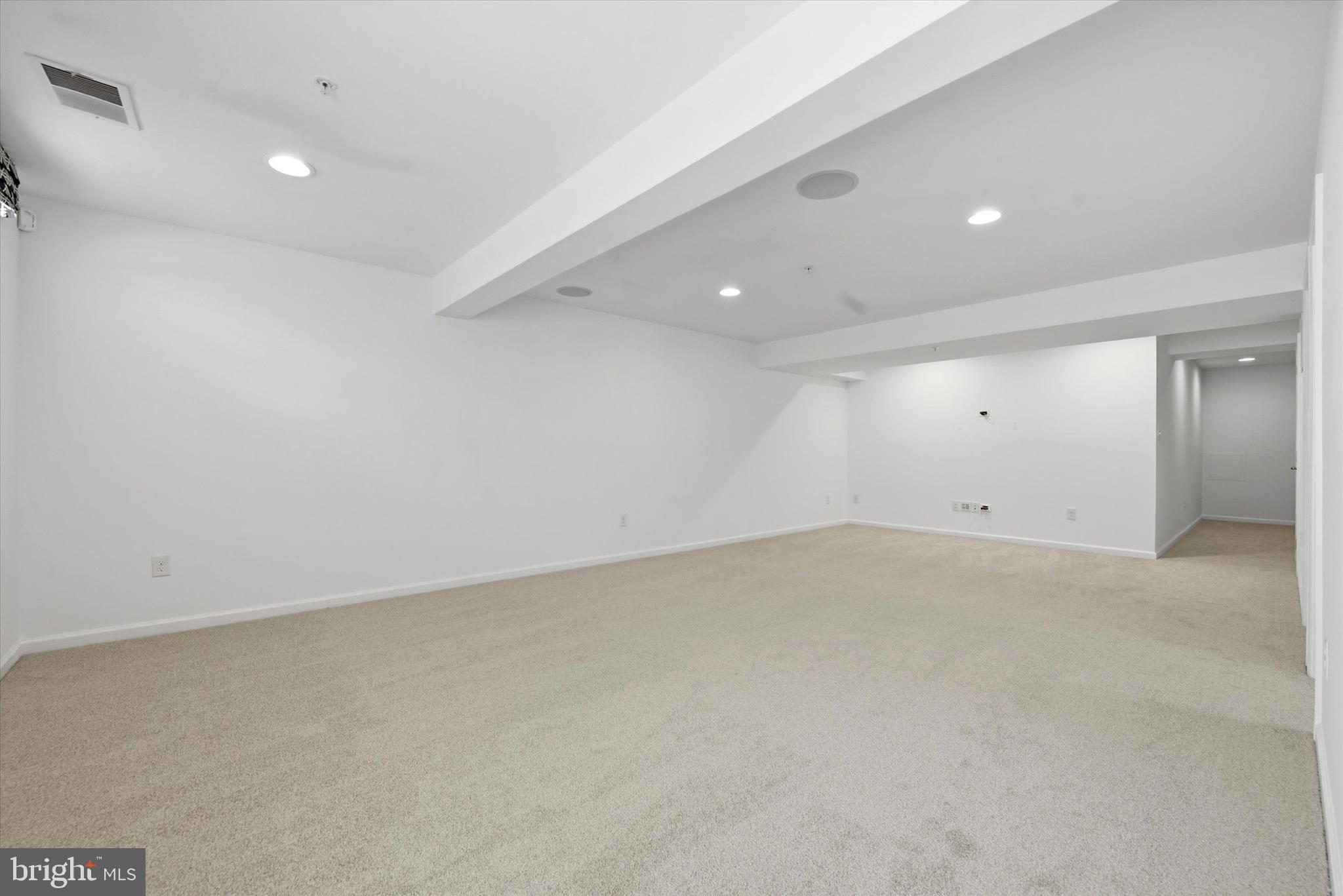 186 Tulsk Road Avondale, PA 19311 - Photo 34 of 38 an empty room with a natural light