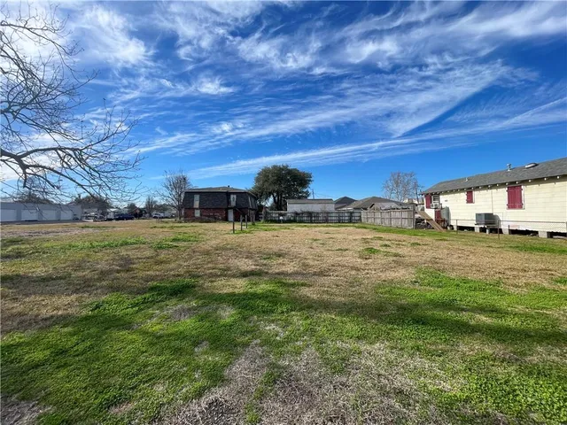 $93,000 | 3612 And 23/24 Sinclair Street, Chalmette, LA 70043