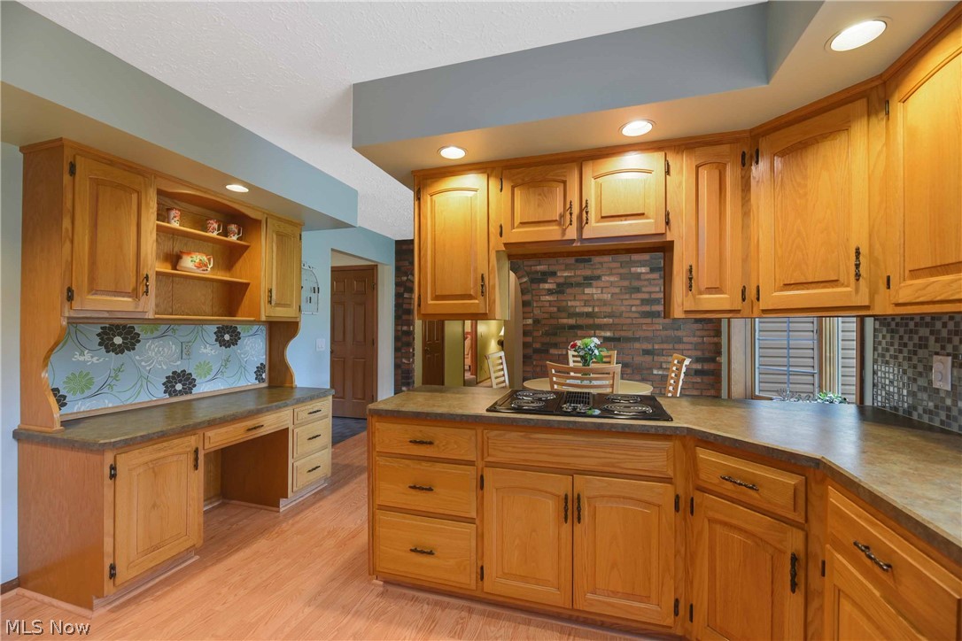 2915 Hamlin Road Medina, OH 44256 - Photo 13 of 35