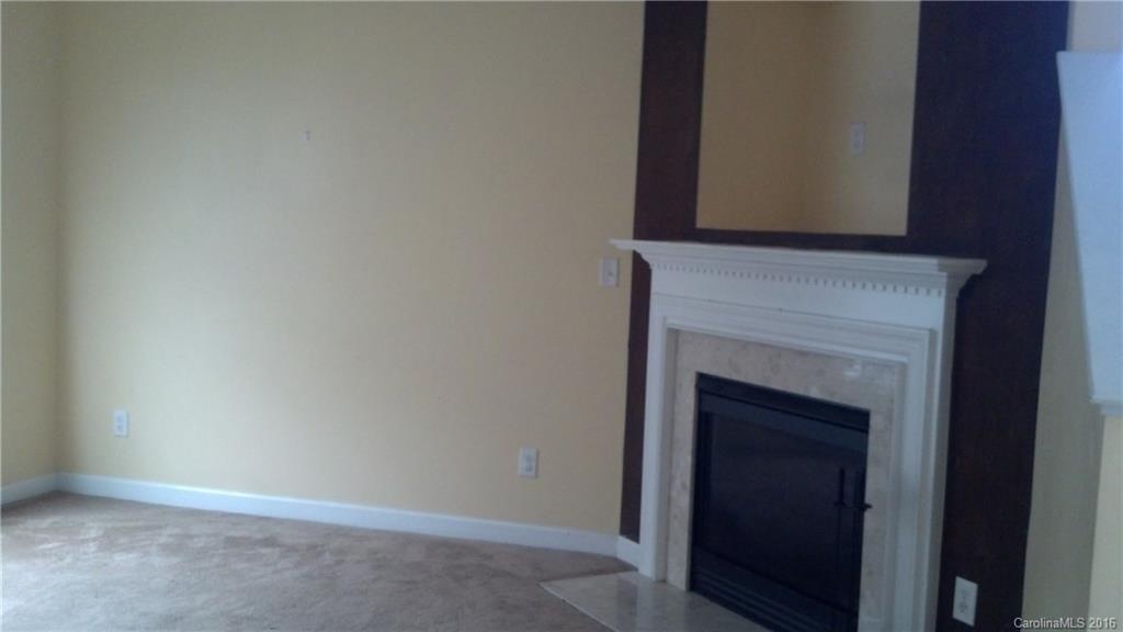 1822 Summit Ridge Lane Kannapolis, NC 28083 - Photo 4 of 12 Gallery Image 4
