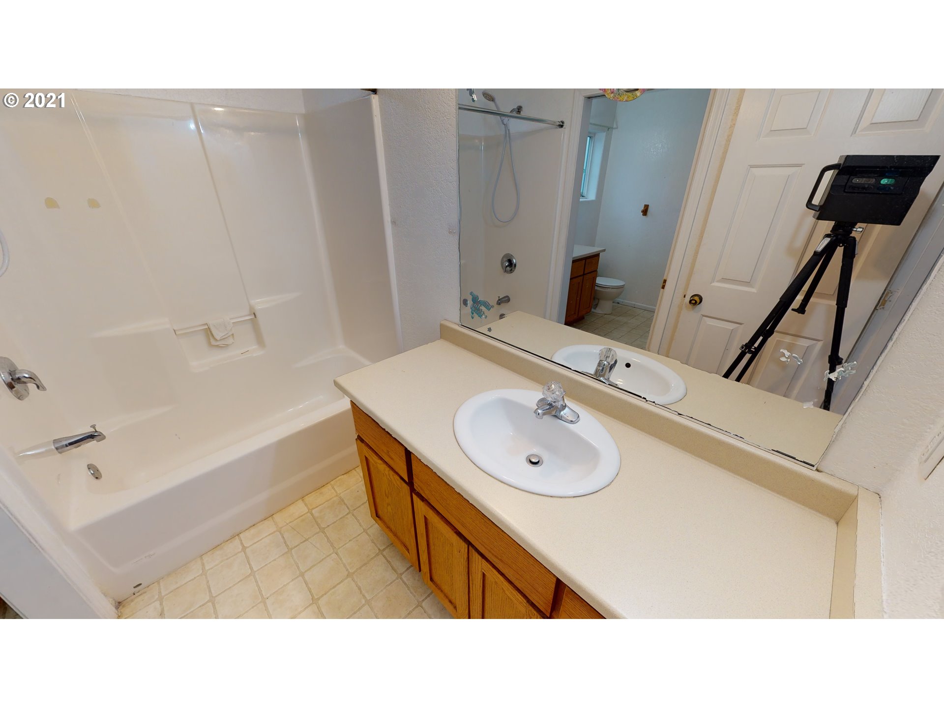 821 Pioneer Road, Unit B Brookings, OR 97415 - Photo 12 of 31 Gallery Image 12