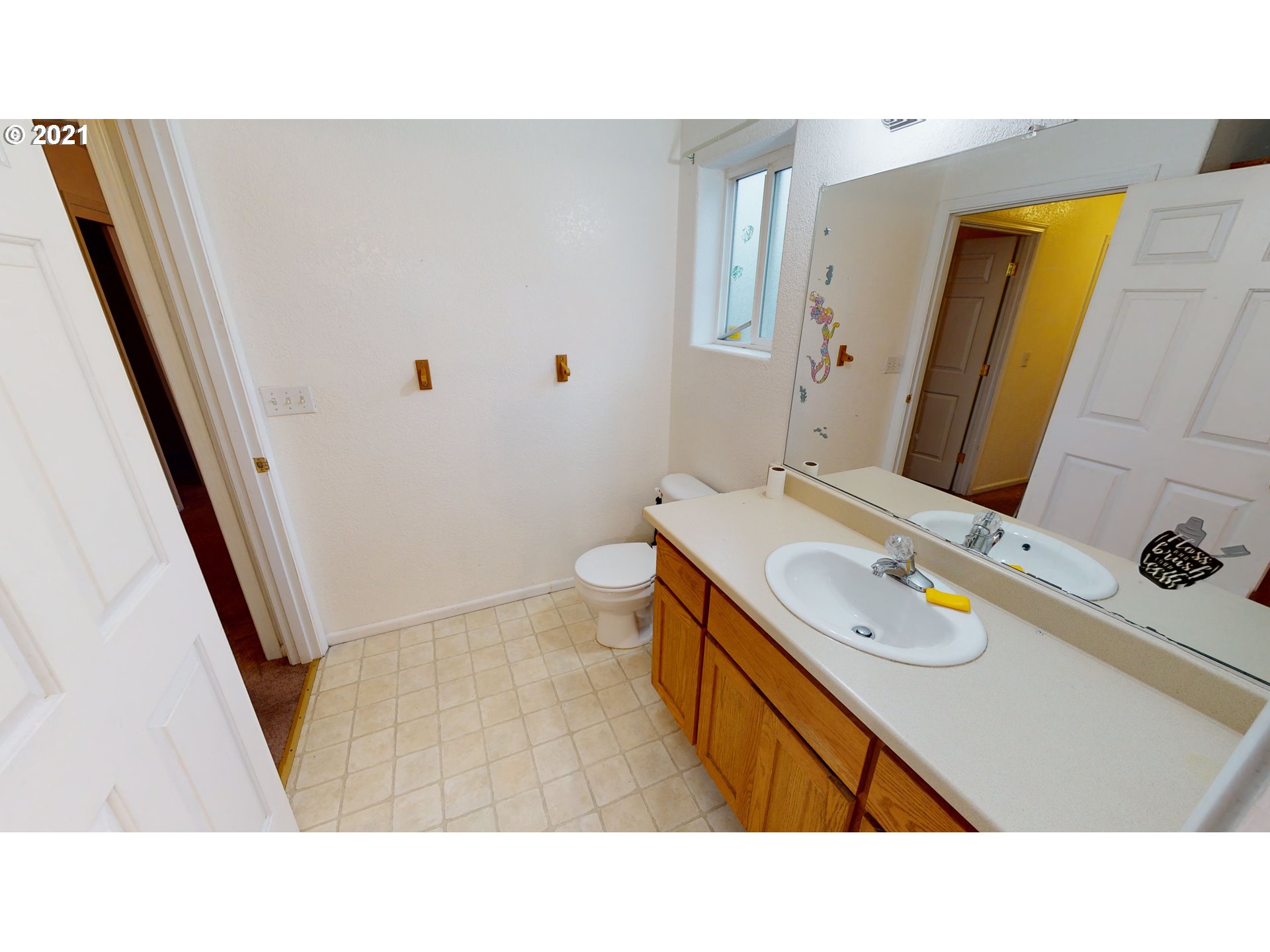 821 Pioneer Road, Unit B Brookings, OR 97415 - Photo 13 of 31 Gallery Image 13