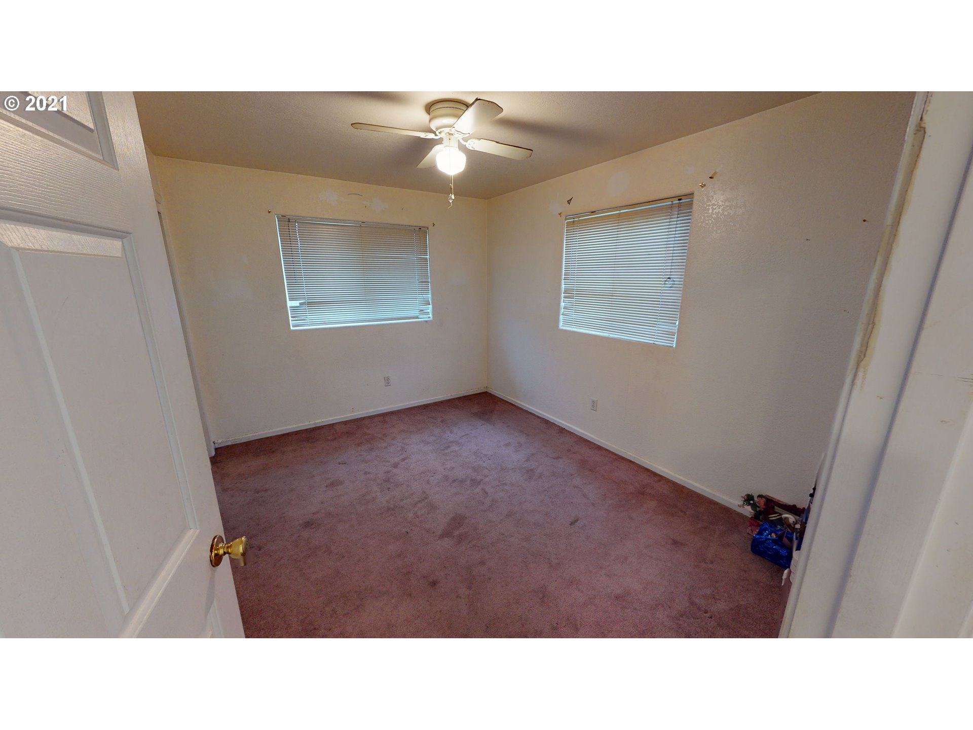 821 Pioneer Road, Unit B Brookings, OR 97415 - Photo 14 of 31 Gallery Image 14