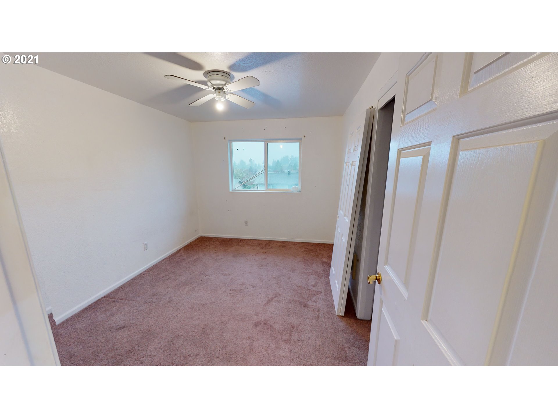 821 Pioneer Road, Unit B Brookings, OR 97415 - Photo 16 of 31 Gallery Image 16