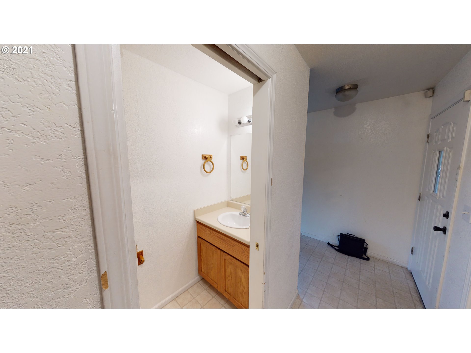 821 Pioneer Road, Unit B Brookings, OR 97415 - Photo 19 of 31 Gallery Image 19