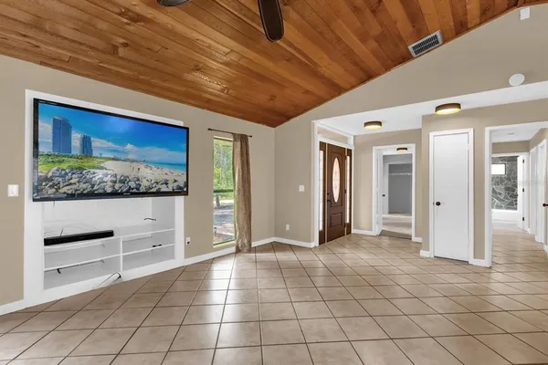 $289,900 | 31632 Spruce Drive, Eustis, FL 32736