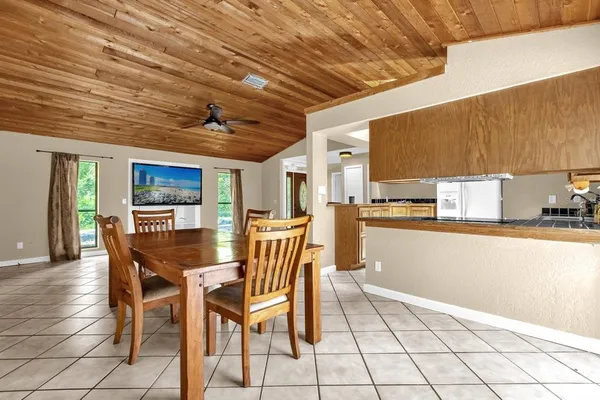 $289,900 | 31632 Spruce Drive, Eustis, FL 32736