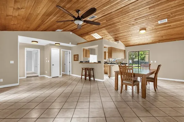 $289,900 | 31632 Spruce Drive, Eustis, FL 32736