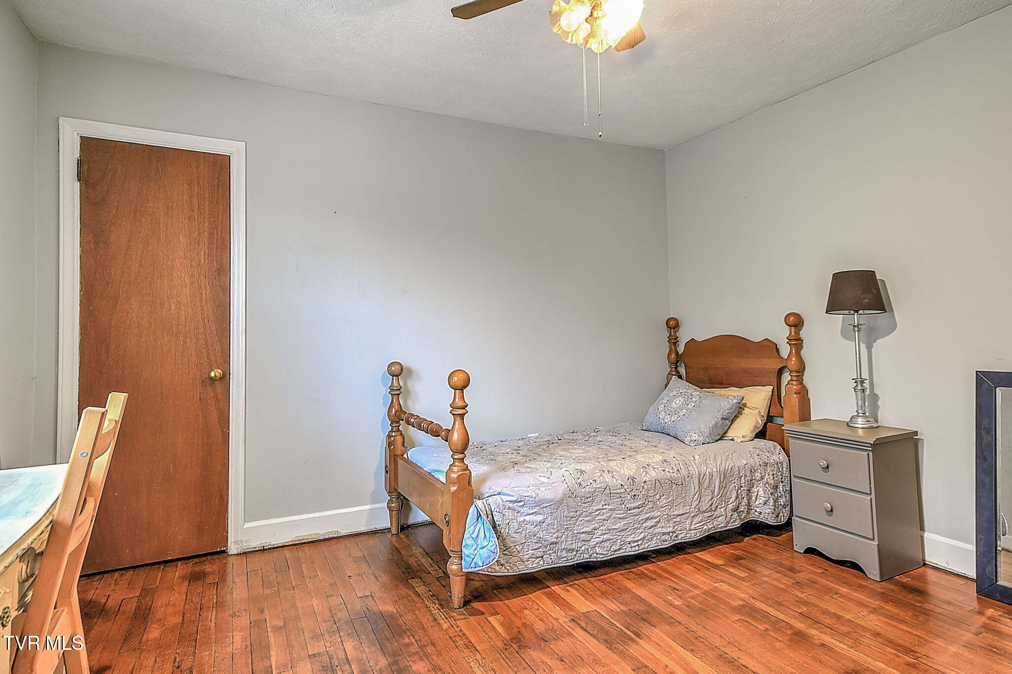 400 Randolph Street Bristol, VA 24201 - Photo 13 of 34 15-web-or-mls-400 Randolph DB-16